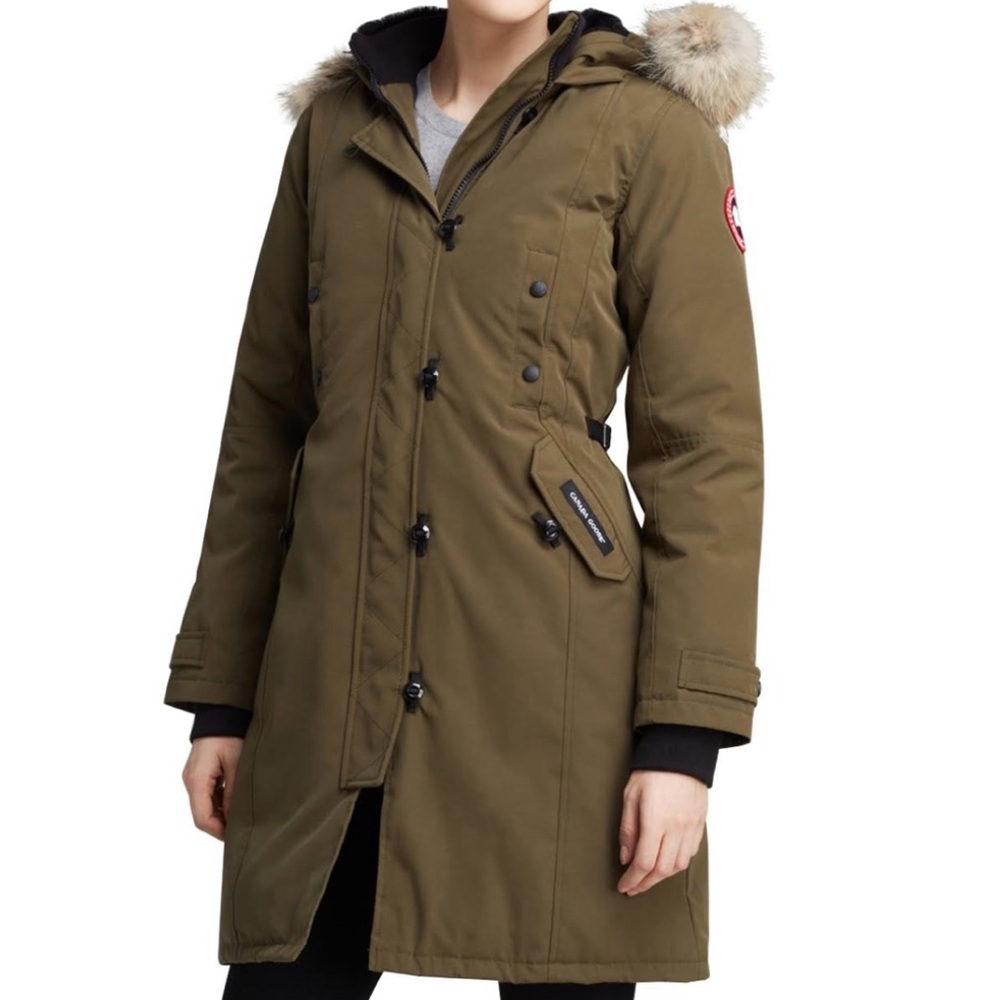 Authentic Canada Goose Kensington Parka in military Green. XXS